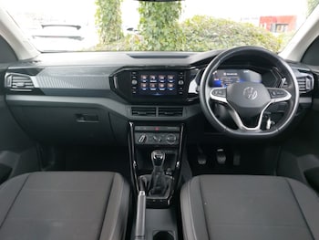 Used Volkswagen T-Cross 2023 for sale - 77070500: Photo