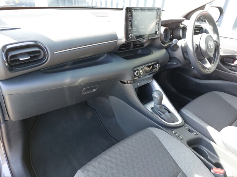 Used Toyota Yaris 2024 for sale - 77986693: Photo 5