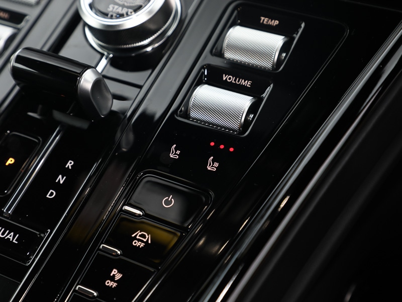 Used Aston Martin V8 2024 for sale - 77817417: Photo 8