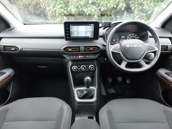 Used Dacia Sandero Stepway 2023 for sale - 77912013: Photo