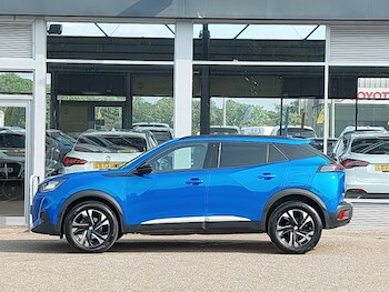 Used Peugeot 2008 2023 for sale - 75617543: Photo