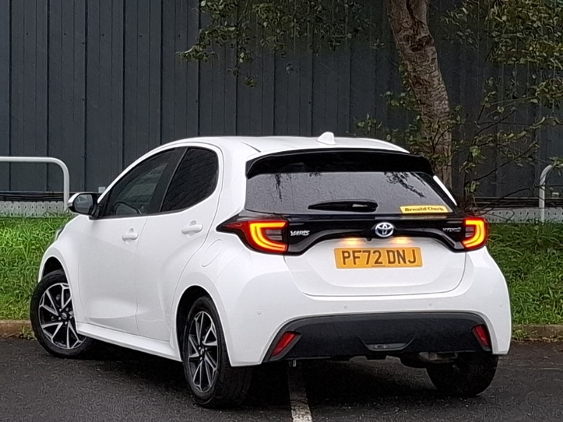 Used Toyota Yaris 2022 for sale - 76770925: Photo 3