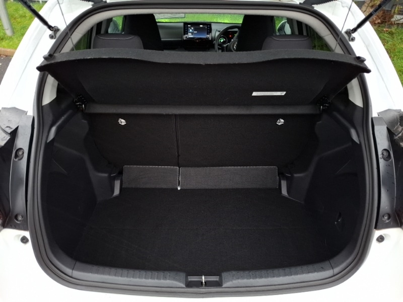 Used Toyota Yaris 2022 for sale - 76770925: Photo 8