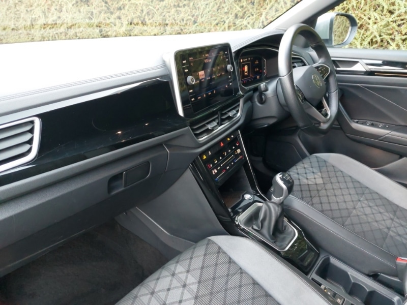 Used Volkswagen T-Roc 2022 for sale - 77142402: Photo 5