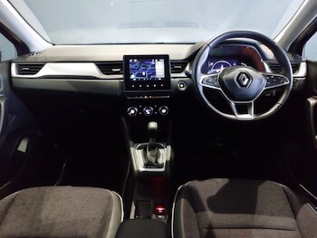 Used Renault Captur 2023 for sale - 77285157: Photo