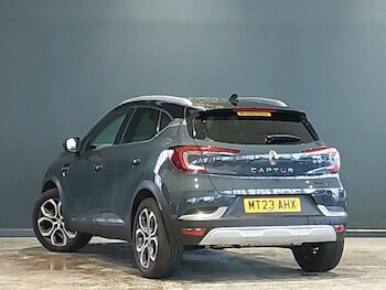 Used Renault Captur 2023 for sale - 77285157: Photo