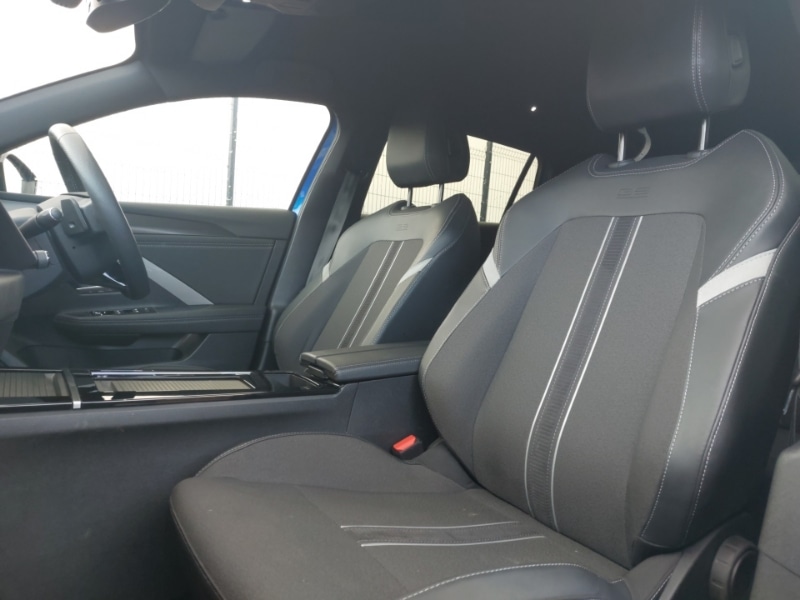 Used Vauxhall Astra 2024 for sale - 77664637: Photo 5