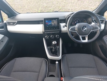 Used Renault Clio 2022 for sale - 76427090: Photo