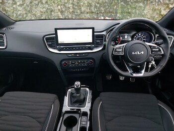 Used Kia Ceed 2025 for sale - 76532920: Photo