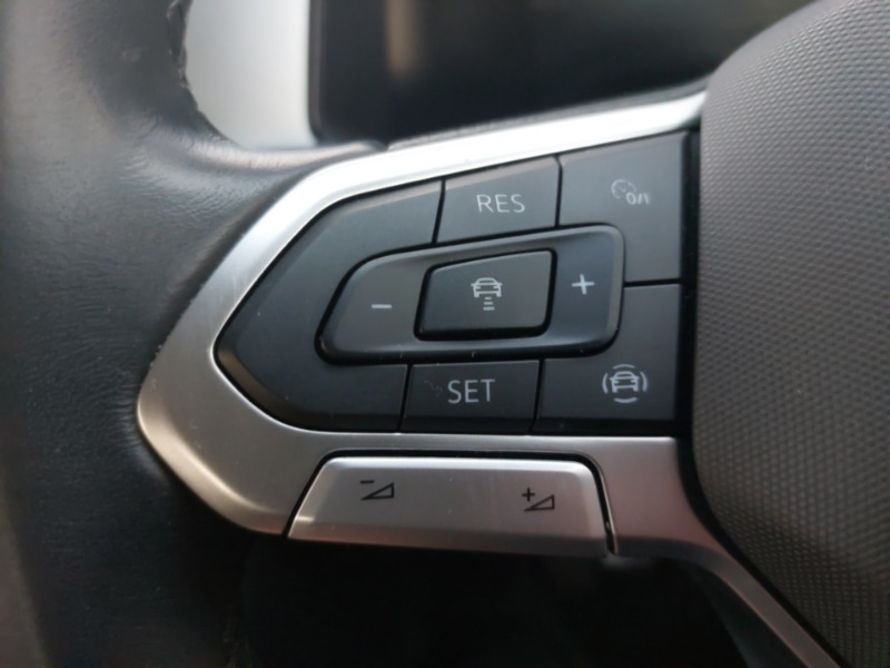 Used Volkswagen T-Roc 2023 for sale - 77540559: Photo 12