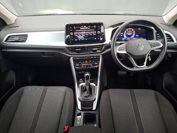 Used Volkswagen T-Roc 2022 for sale - 76959513: Photo