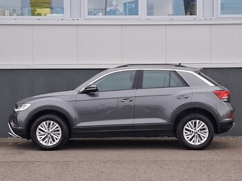 Used Volkswagen T-Roc 2022 for sale - 76959513: Photo