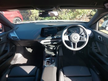 Used BMW 1 Series 2025 for sale - 75933500: Photo