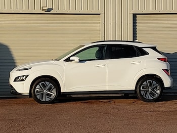 Used Hyundai KONA 2023 for sale - 76600290: Photo