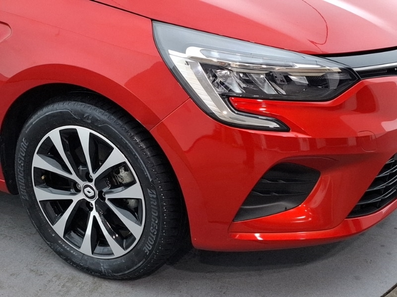 Used Renault Clio 2023 for sale - 77874726: Photo 9