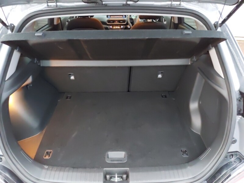 Used Hyundai KONA 2022 for sale - 77312088: Photo 8