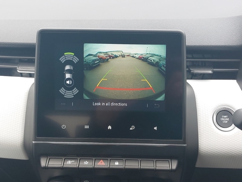 Used Renault Clio 2022 for sale - 76695212: Photo 11