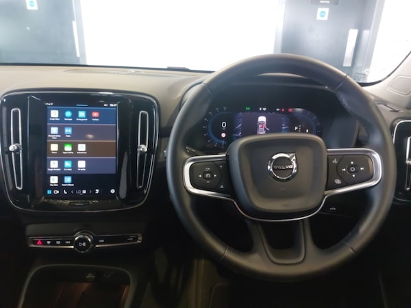 Used Volvo XC40 2024 for sale - 76293699: Photo 5