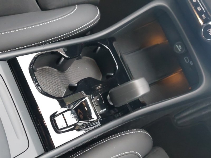 Used Volvo XC40 2025 for sale - 76726622: Photo 11