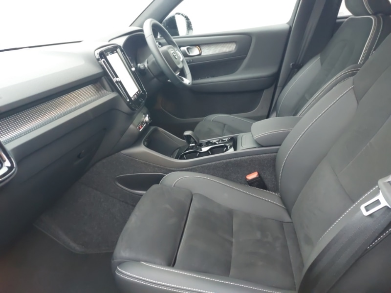 Used Volvo XC40 2025 for sale - 76726622: Photo 5