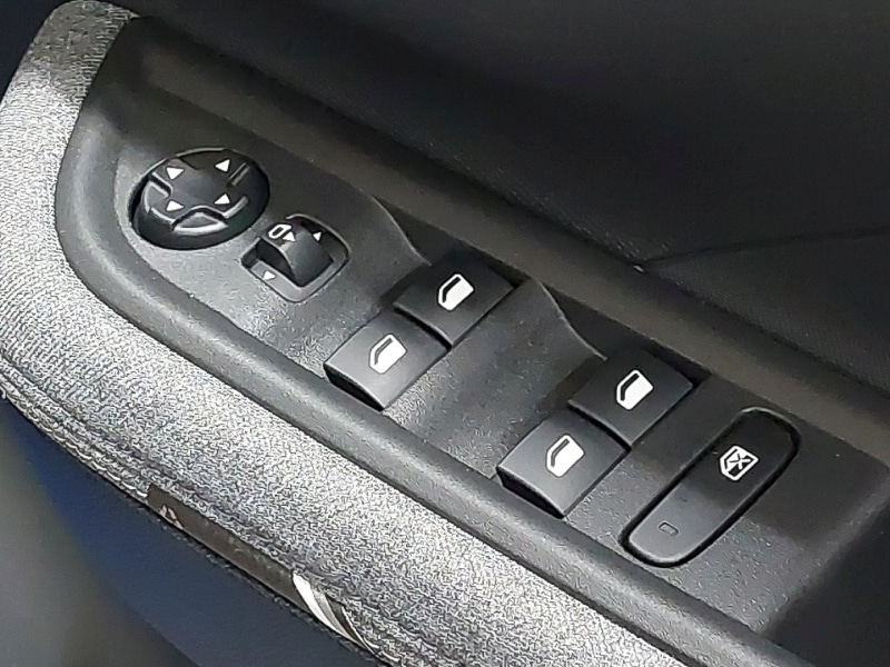 Used Vauxhall Frontera 2025 for sale - 76392700: Photo 10