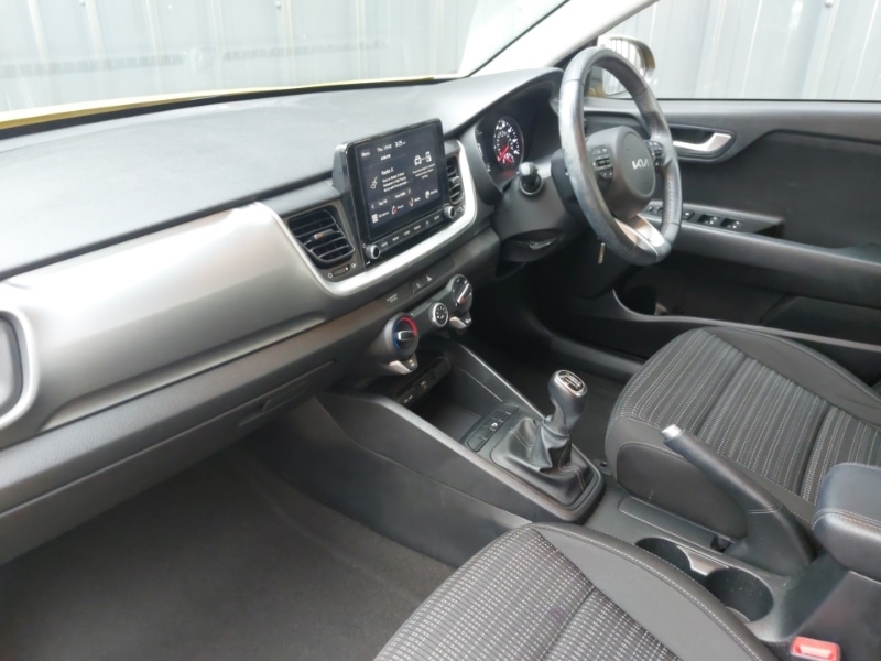 Used Kia Stonic 2023 for sale - 77955961: Photo 5