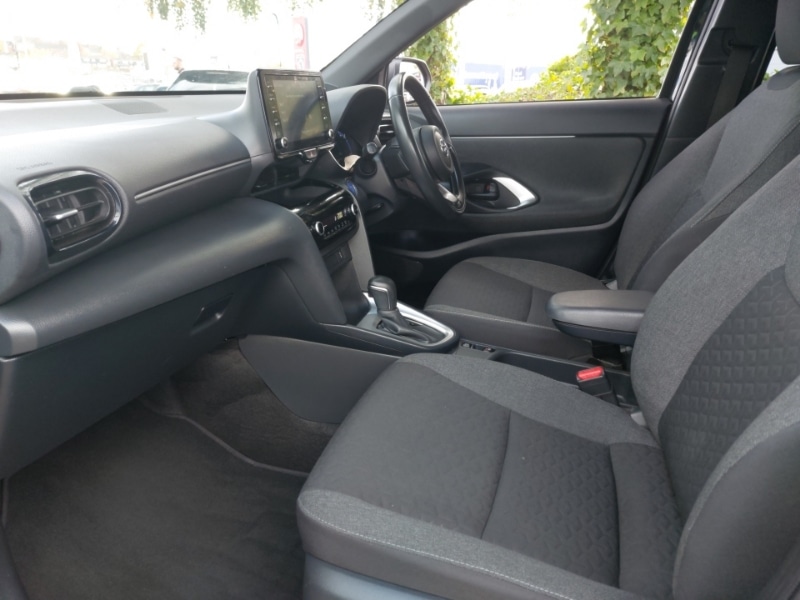 Used Toyota Yaris Cross 2022 for sale - 76771198: Photo 5
