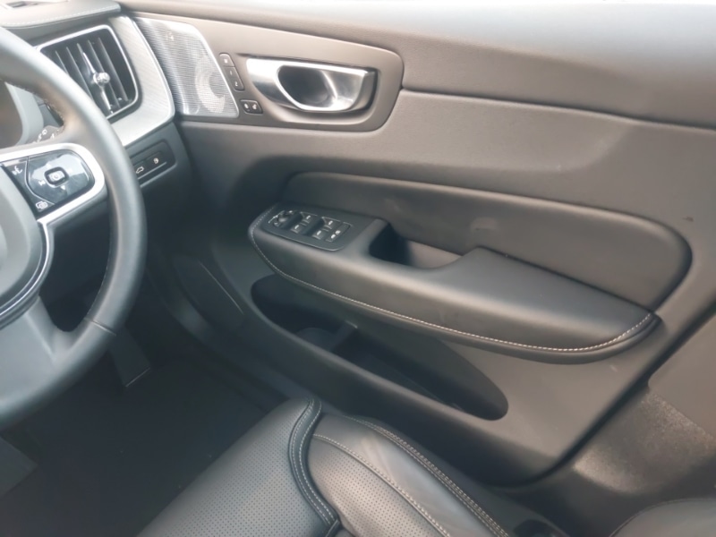 Used Volvo XC60 2025 for sale - 77817825: Photo 10