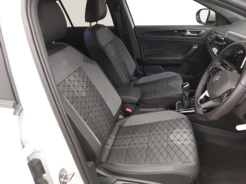 Used Volkswagen T-Roc 2022 for sale - 77224673: Photo 11