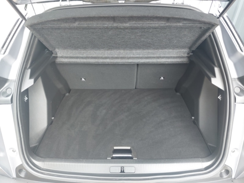 Used Peugeot 2008 2024 for sale - 76833369: Photo 8