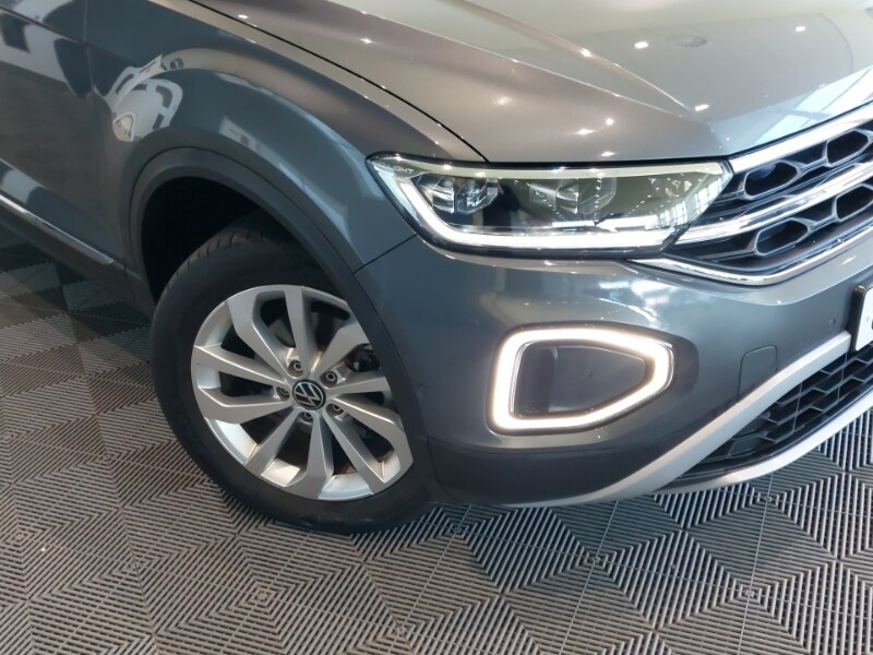 Used Volkswagen T-Roc 2023 for sale - 77817216: Photo 9