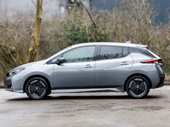 Used Nissan Leaf 2023 for sale - 77702495: Photo