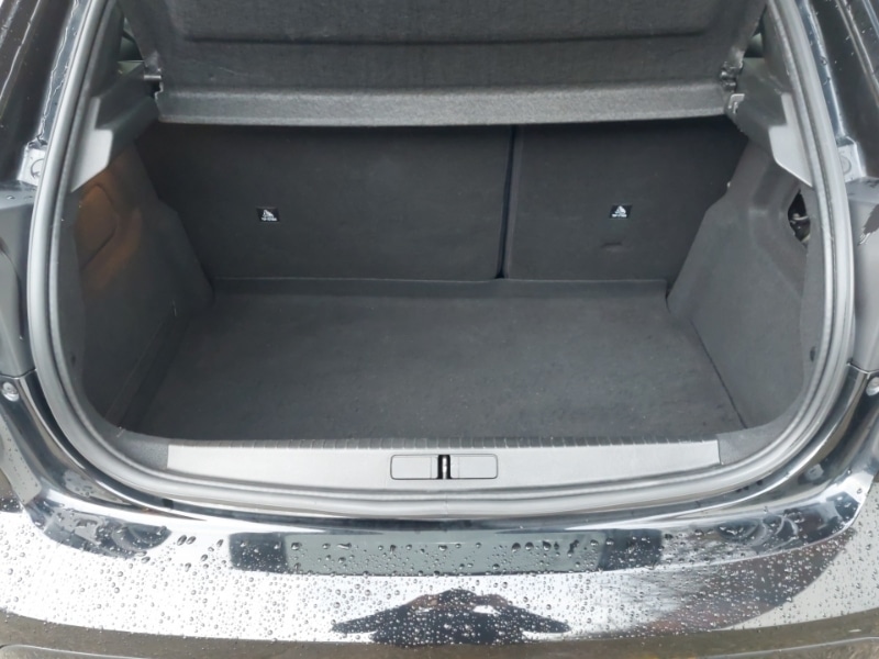 Used Peugeot 208 2020 for sale - 77025151: Photo 8