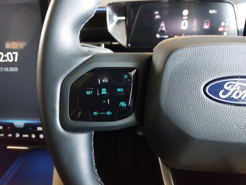 Used Ford Explorer 2024 for sale - 76567596: Photo 10