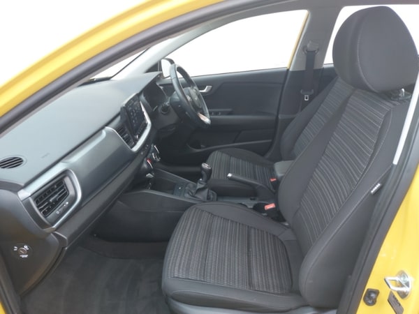 Used Kia Stonic 2022 for sale - 76275406: Photo 5