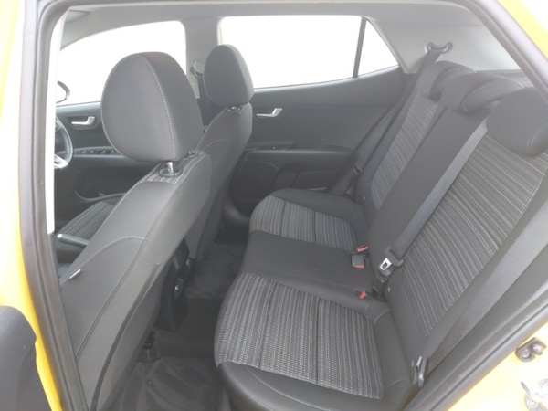 Used Kia Stonic 2022 for sale - 76275406: Photo 6