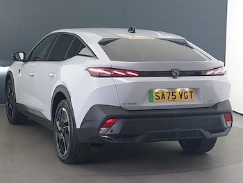 Used Peugeot 408 2025 for sale - 76427038: Photo