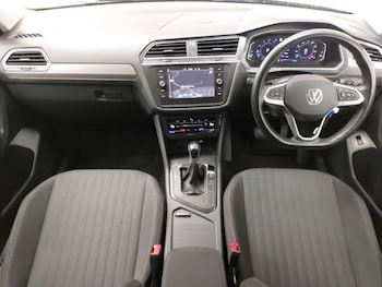 Used Volkswagen Tiguan Allspace 2024 for sale - 77948888: Photo