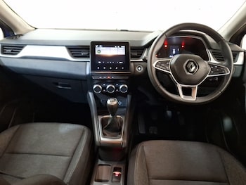 Used Renault Captur 2022 for sale - 76165591: Photo 2