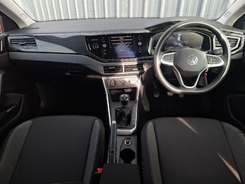 Used Volkswagen Polo 2024 for sale - 76397750: Photo