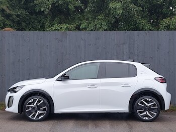 Used Peugeot 208 2025 for sale - 76149981: Photo