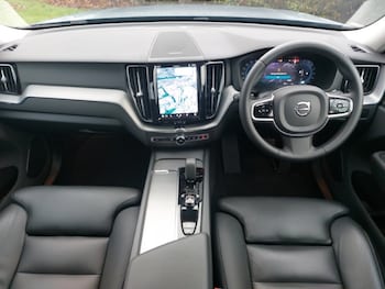 Used Volvo XC60 2023 for sale - 77657260: Photo