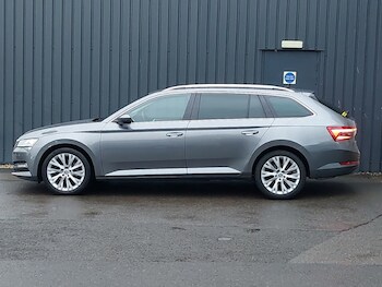 Used Skoda Superb 2023 for sale - 77353430: Photo
