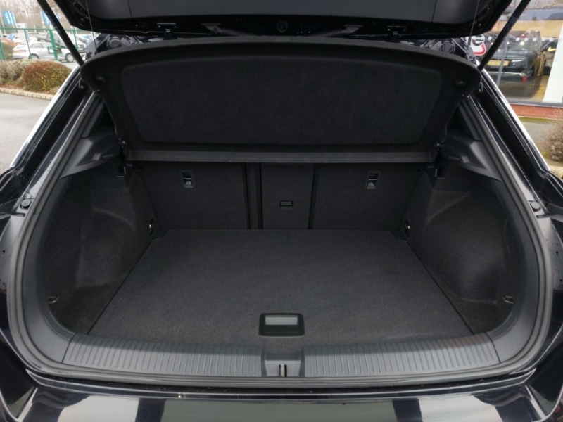 Used Volkswagen T-Roc 2025 for sale - 77053280: Photo 8