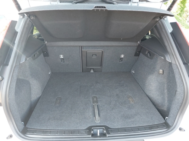 Used Volvo XC40 2024 for sale - 76583878: Photo 8