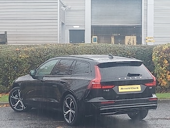 Used Volvo V60 2025 for sale - 76487827: Photo