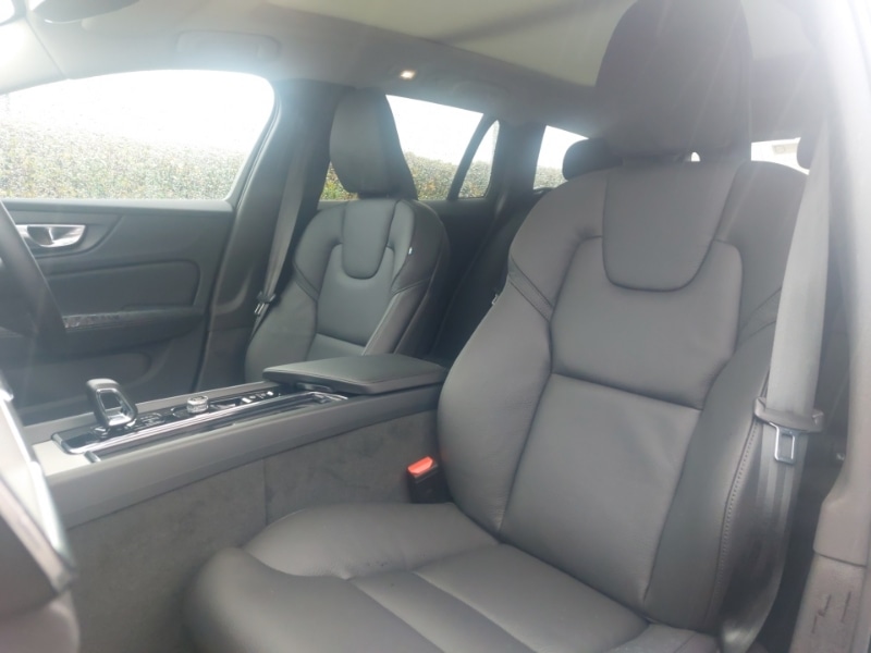 Used Volvo V60 2025 for sale - 76487827: Photo 5