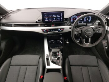 Used Audi A4 2022 for sale - 77717602: Photo