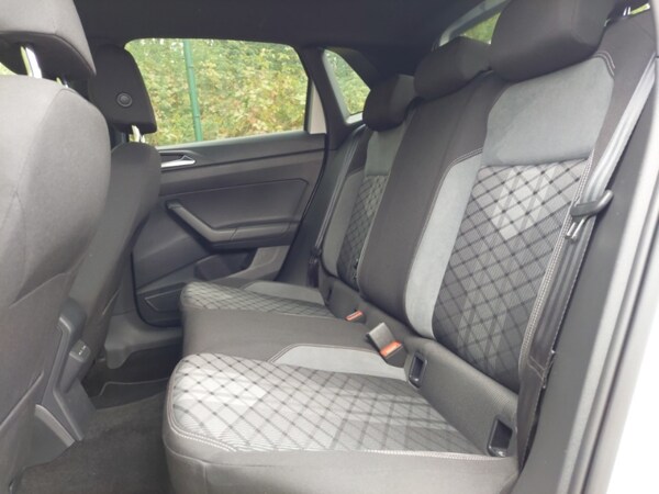 Used Volkswagen Polo 2024 for sale - 76150294: Photo 6