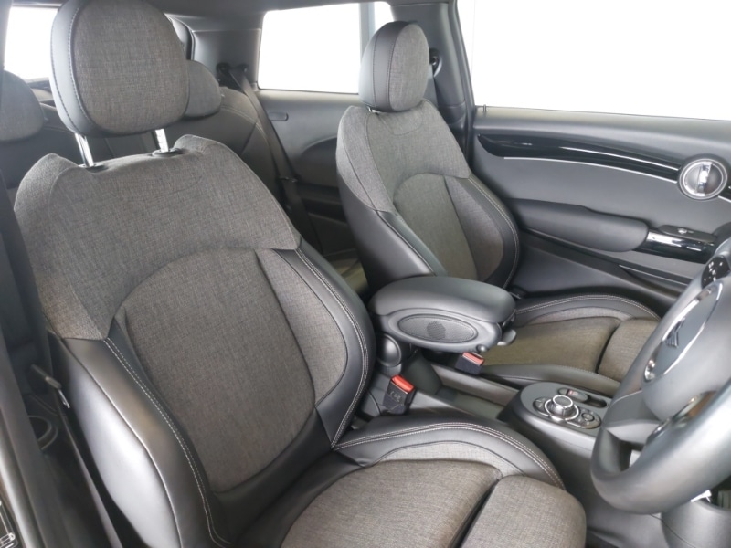 Used MINI Hatch 2022 for sale - 77876592: Photo 11